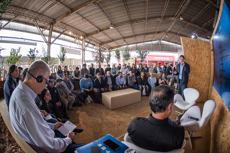 Debate aconteceu na Arena do Conhecimento do Salão do Empreendedor Rural (Foto: Fagner Almeida)