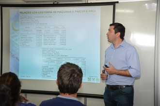 Antônio da Luz realizou palestra no estande Metalmecânico na Expodireto (Foto: Fagner Almeida)