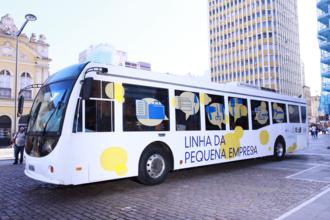 Ônibus circulou por 38 bairros da Capital gaúcha (Foto: João Alves)