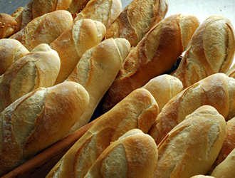 Os pregões servirão para a compra de pão, leite e carne (Foto: Sebrae/RS)