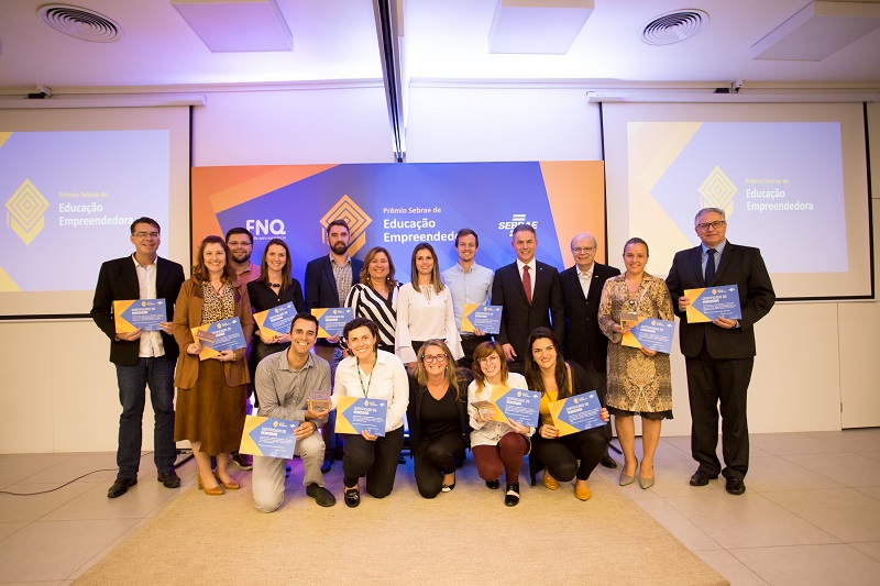 Gaúchos estão na final nacional do Prêmio Sebrae de Educação Empreendedora