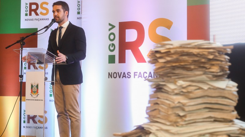 Governo do RS lança programa para reduzir burocracias 2