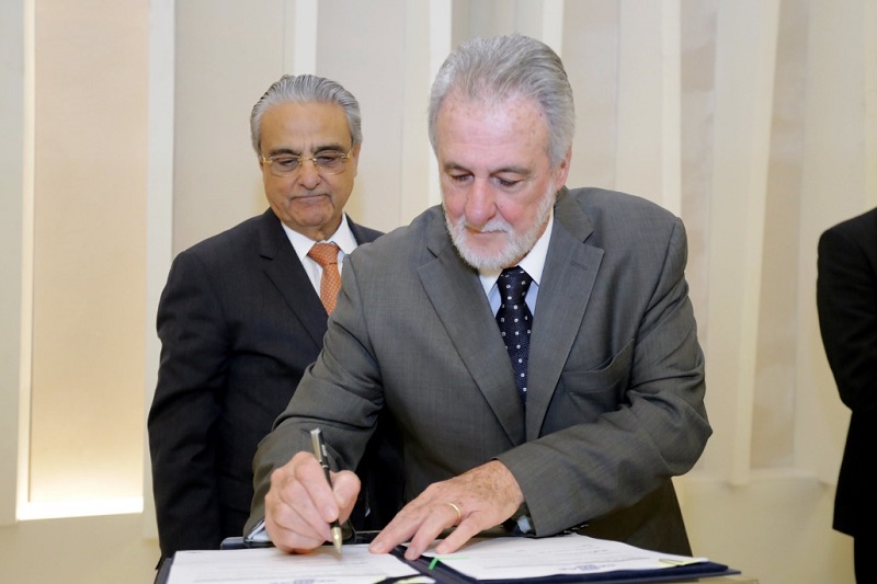 Sebrae e CNI assinam convênio para incentivar exportação pelos pequenos negócios